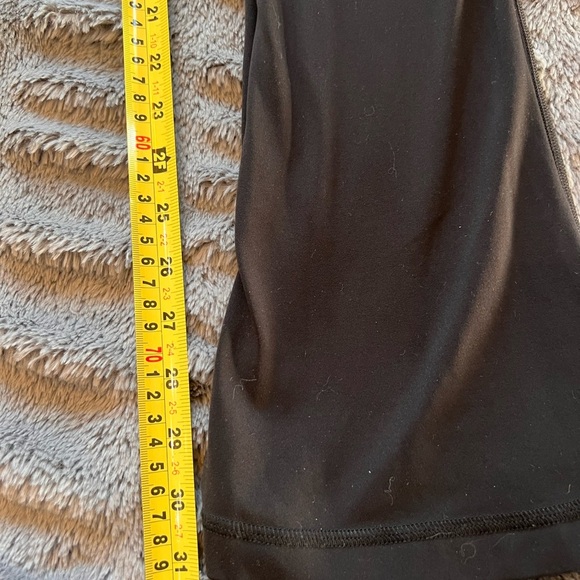 Like new Lululemon asymmetrical set - Picture 12 of 12